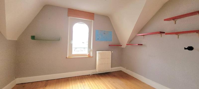 Maison - 160 m² - 8 pièces