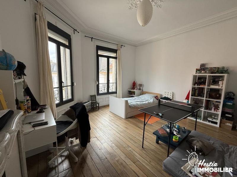 Appartement - 129 m² - 5 pièces