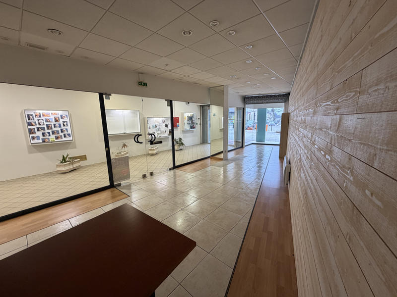 Local commercial - 60 m²
