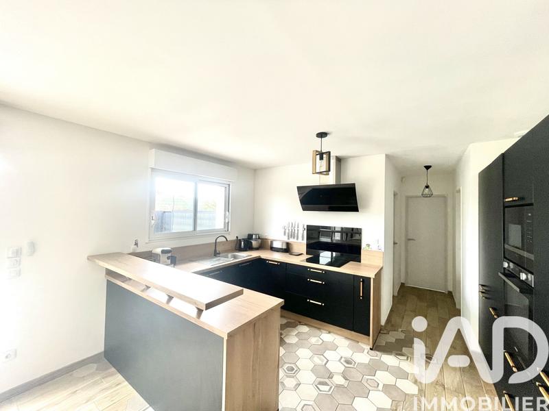 Maison - 130 m² - 5 pièces