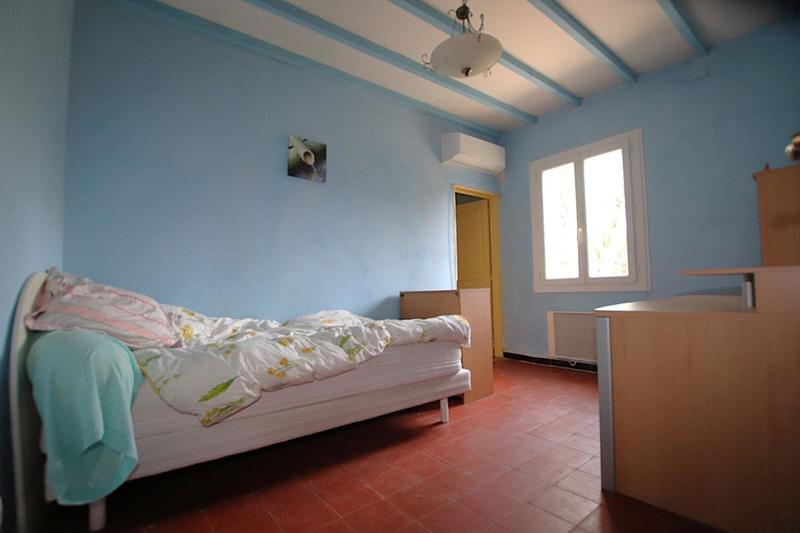 Maison - 310 m² - 15 pièces