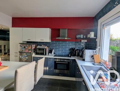 Maison - 96 m² - 5 pièces