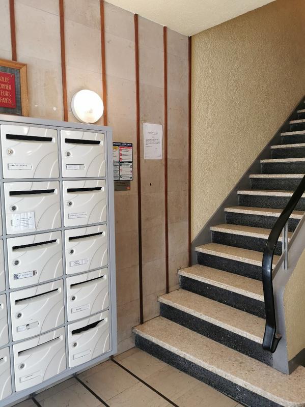 Appartement ancien - 77 m² - 4 pièces