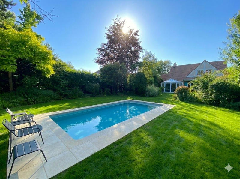 Maison contemporaine - 200 m² - 7 pièces