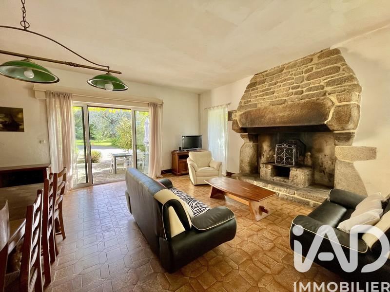 Maison - 254 m² - 7 pièces