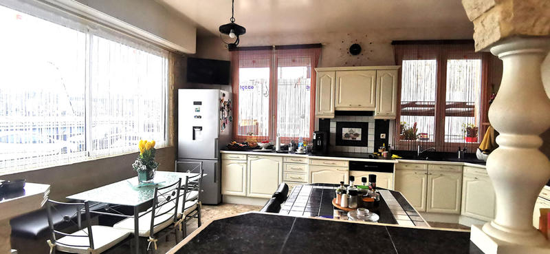 Immeuble - 400 m² - 15 pièces