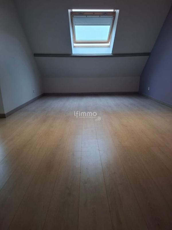 Maison - 177 m² - 9 pièces