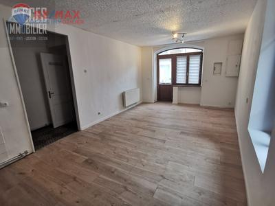Maison de village - 87 m² - 3 pièces