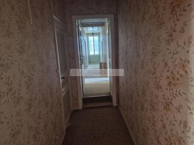 Maison - 200 m² - 9 pièces