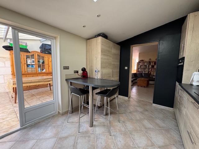 Maison - 100 m² - 5 pièces