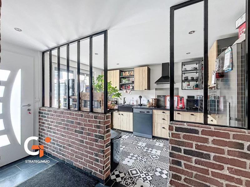 Maison - 253 m² - 8 pièces