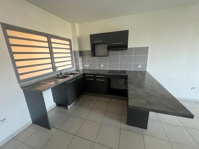 Appartement ancien - 65 m² - 3 pièces