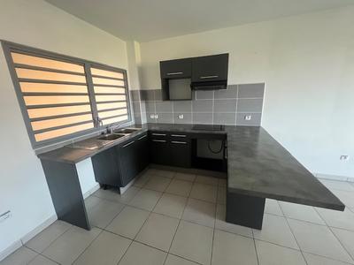 Appartement ancien - 65 m² - 3 pièces