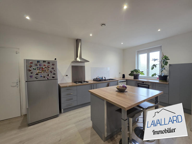 Maison ancienne - 256 m² - 6 pièces