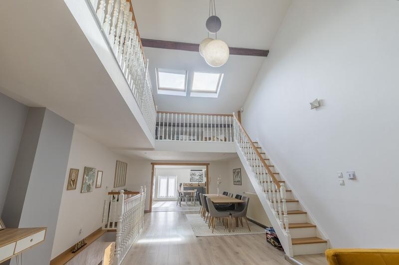 Maison - 170 m² - 5 pièces