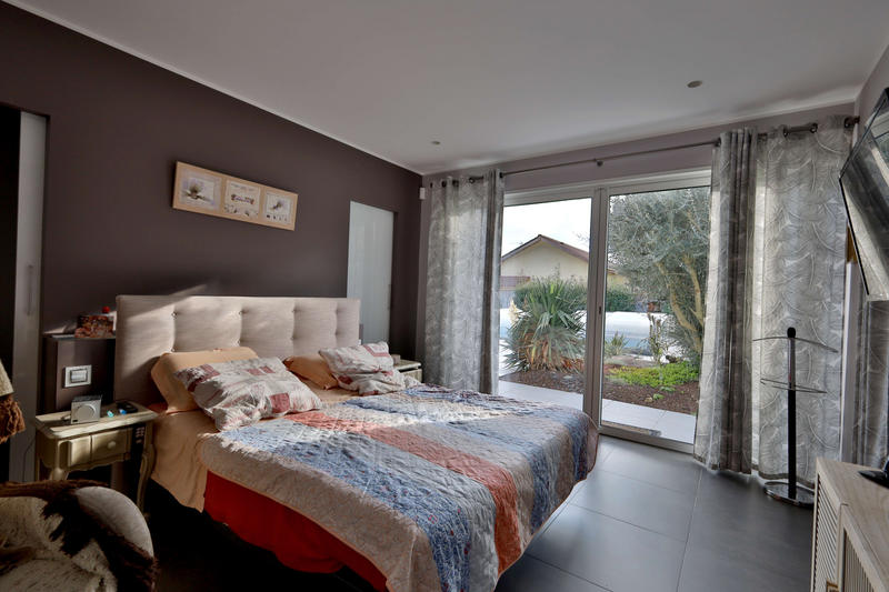 Maison - 283 m² - 6 pièces