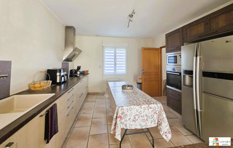 Maison - 171 m² - 7 pièces