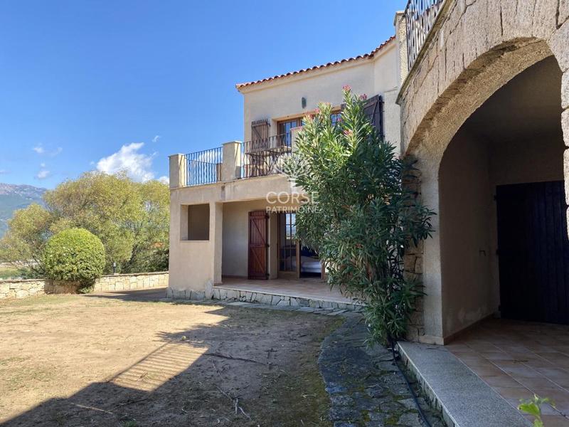 Villa - 282 m² - 7 pièces