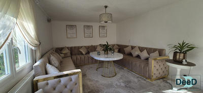 Maison - 140 m² - 5 pièces