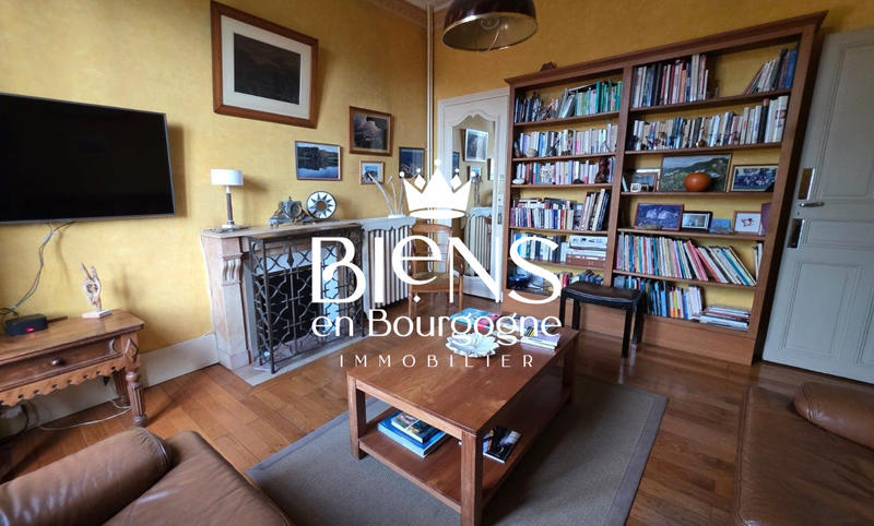 Maison ancienne - 200 m² - 9 pièces