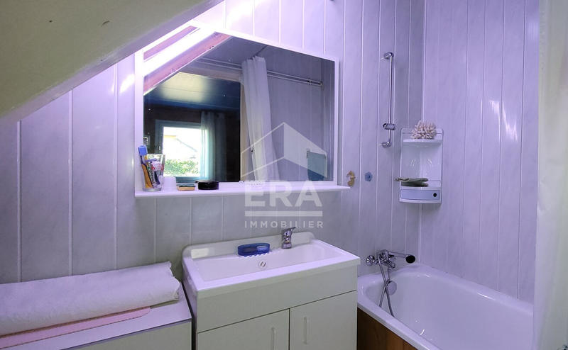 Maison - 770 m² - 7 pièces