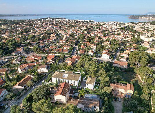 Appartement - 96 m² - 4 pièces