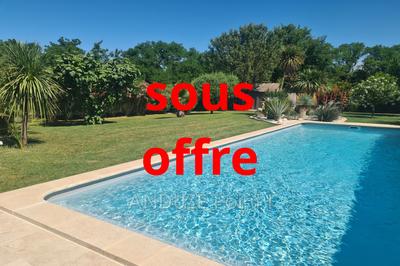 Maison - 194 m² - 8 pièces