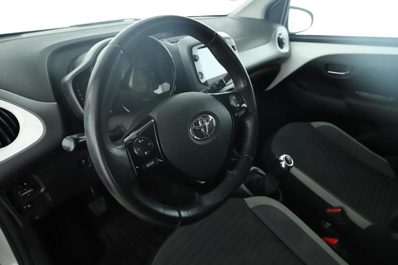 Toyota Aygo 1.0 Vvt-i X-Play 5p 72 ch