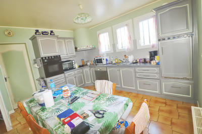 Maison - 130 m² - 6 pièces