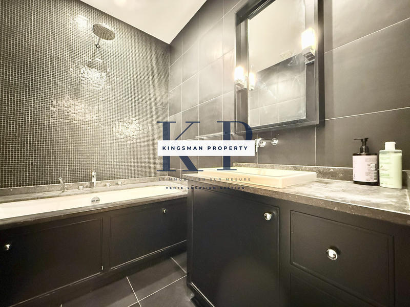 Appartement - 115 m² - 5 pièces