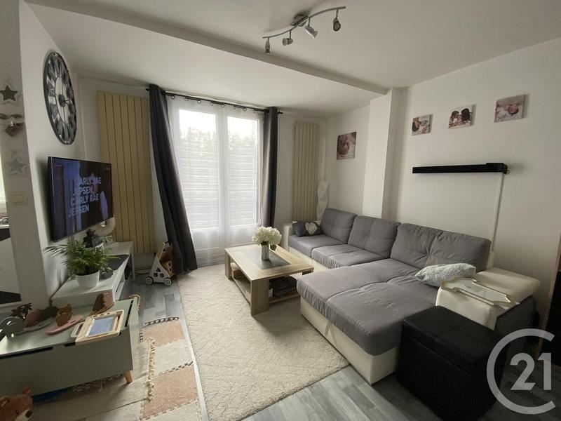 Appartement - 63 m² - 4 pièces