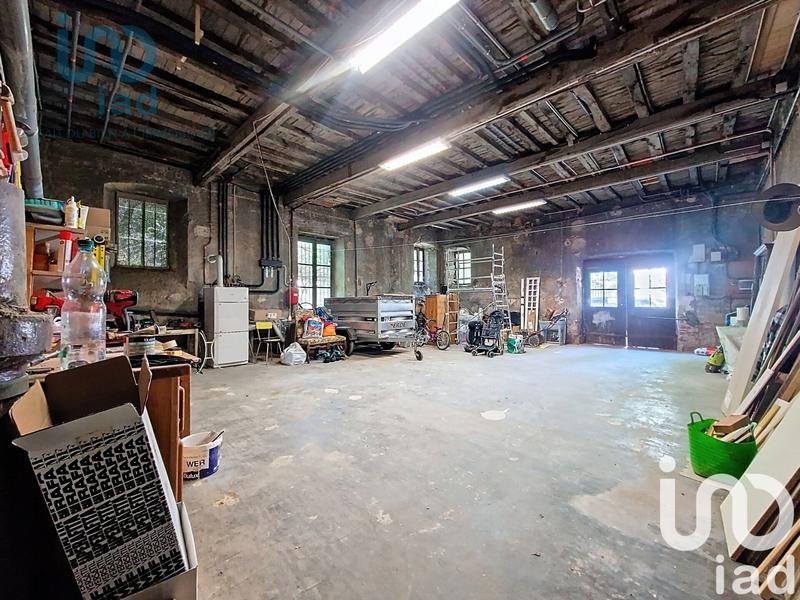 Maison - 280 m² - 8 pièces