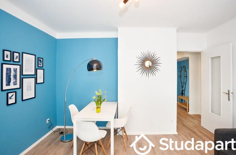 Chambre - 9 m² - 1 pièce