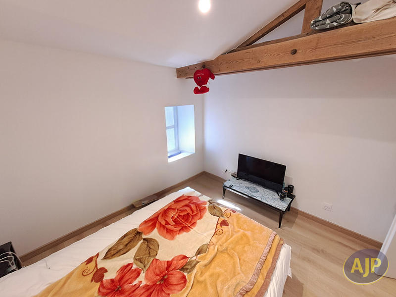 Maison - 65 m² - 3 pièces