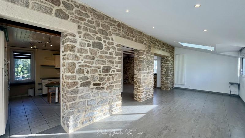 Maison - 140 m² - 7 pièces
