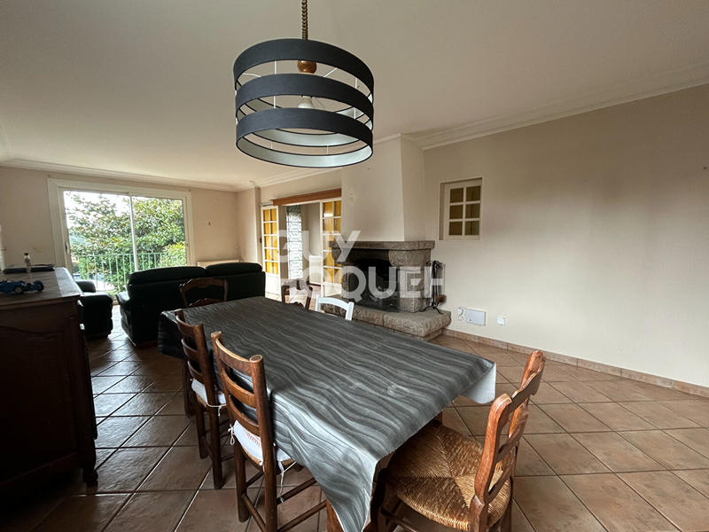 Maison - 120 m² - 6 pièces