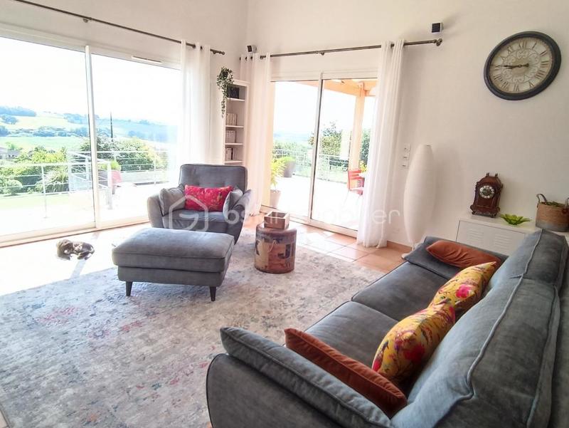 Maison d'architecte - 220 m² - 7 pièces