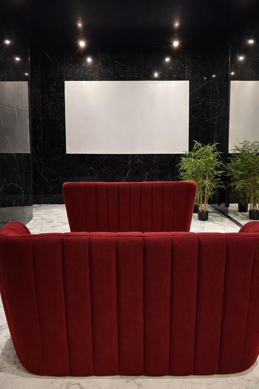 Maison - 302 m² - 11 pièces