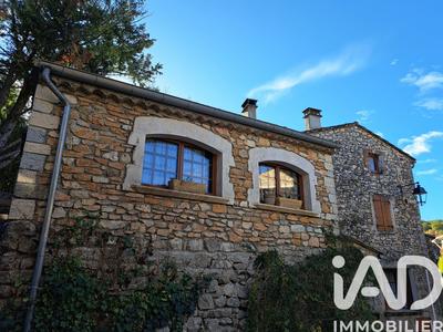 Maison de village - 102 m² - 6 pièces