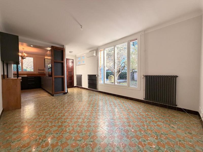 Maison - 96 m² - 4 pièces