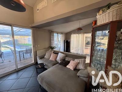 Maison - 137 m² - 5 pièces