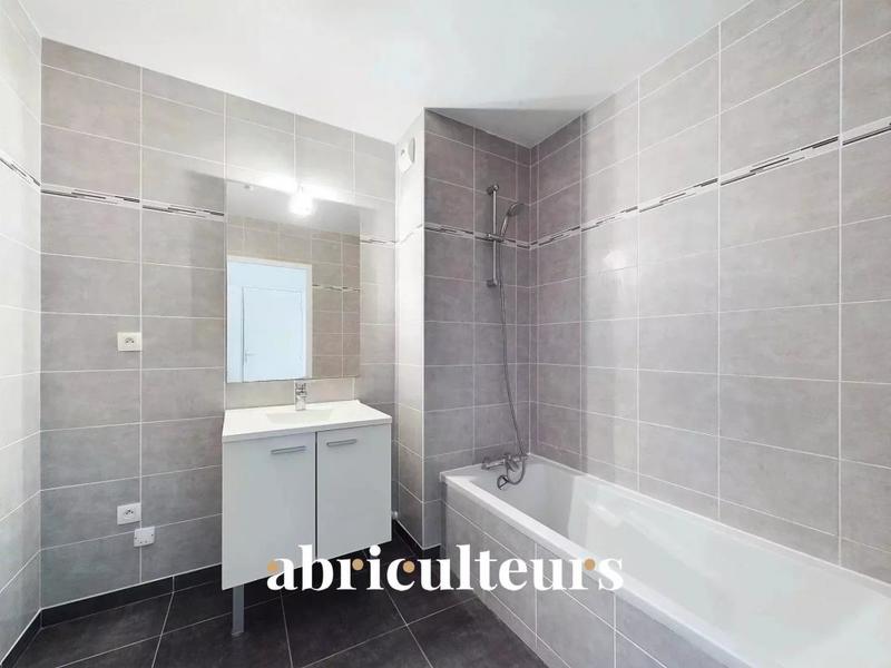 Appartement - 71 m² - 3 pièces