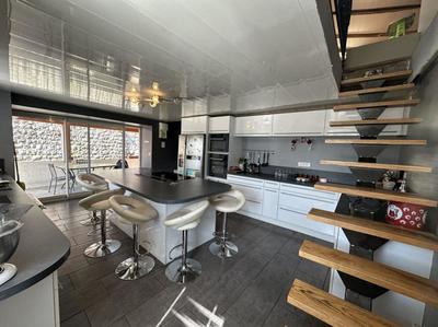 Maison - 117 m² - 5 pièces