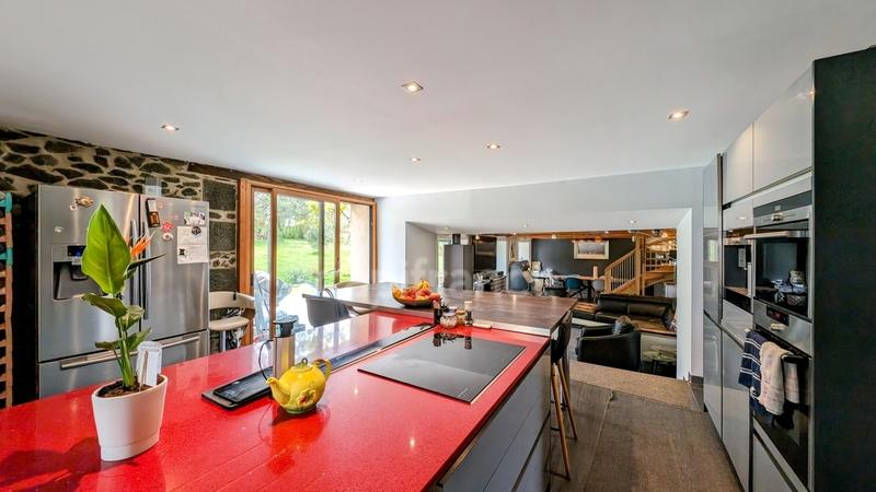 Propriété - 150 m² - 7 pièces