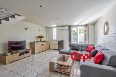 Maison - 102 m² - 5 pièces