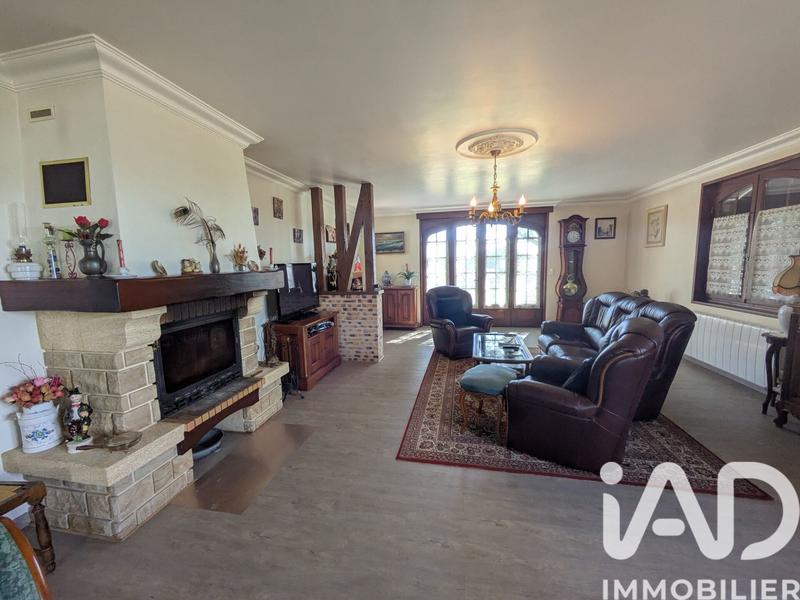 Maison - 277 m² - 9 pièces