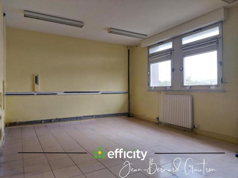 Bureau - 446 m² - 14 pièces