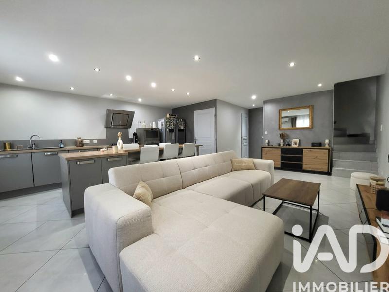 Maison - 110 m² - 3 pièces