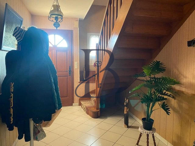 Maison - 167 m² - 6 pièces