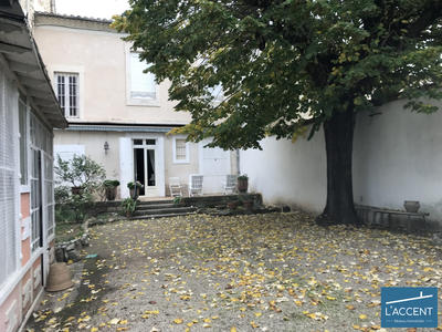 Bastide - 211 m² - 5 pièces